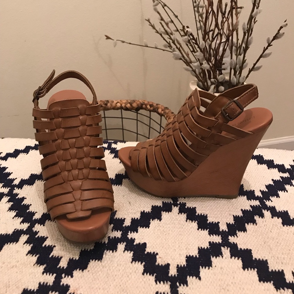 Mossimo platform wedge
